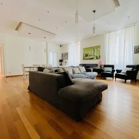 Anna Vatican Luxury * Rom